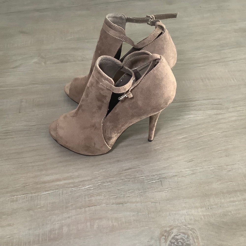 Zigisoho Peep Toe Stiletto Bootie - image 4
